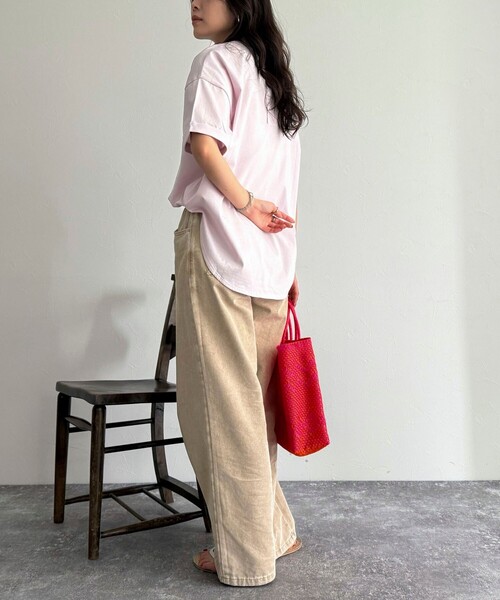 fredy emue（フレディエミュ）の「シルケット袖口 ロール5分袖ロゴTシャツ（Tシャツ/カットソー・レディース・ベージュ/オフホワイト/チャコールグレー/ベビーピンク・38）」の7枚目の写真