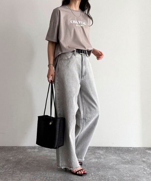 fredy emue（フレディエミュ）の「シルケット袖口 ロール5分袖ロゴTシャツ（Tシャツ/カットソー・レディース・ベージュ/オフホワイト/チャコールグレー/ベビーピンク・38）」の21枚目の写真