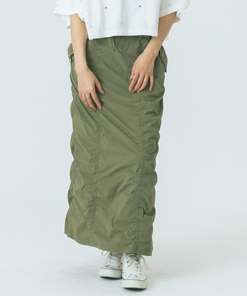 ROSE BUD(ローズバッド)の「SHIRRING SKIRT(スカート・レディース・チャコール/カーキ・ONE SIZE)」の7枚目の写真