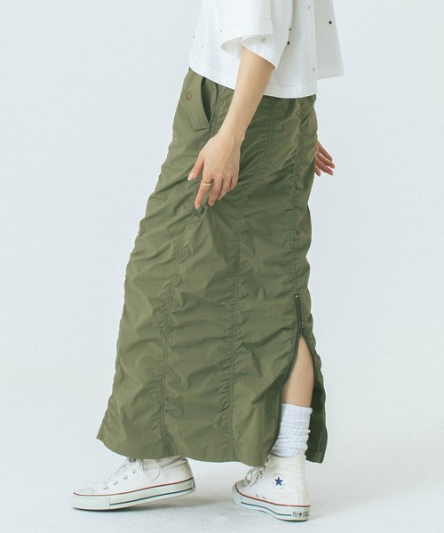 ROSE BUD(ローズバッド)の「SHIRRING SKIRT(スカート・レディース・チャコール/カーキ・ONE SIZE)」の8枚目の写真