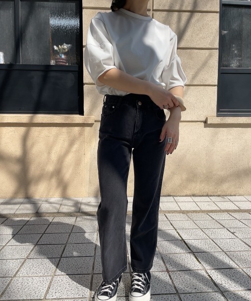 ISOOK(アイスー)の「バルーンスリーブステッチTシャツ (comochi select) / パフスリーブ カットソー ブラウス クルーネック ラウンドネック ミドル丈 半袖 5分袖 オフィスカジュアル ホワイト ブラック 白 黒(シャツ/ブラウス・レディース・ブラック/ホワイト・FREE)」の12枚目の写真