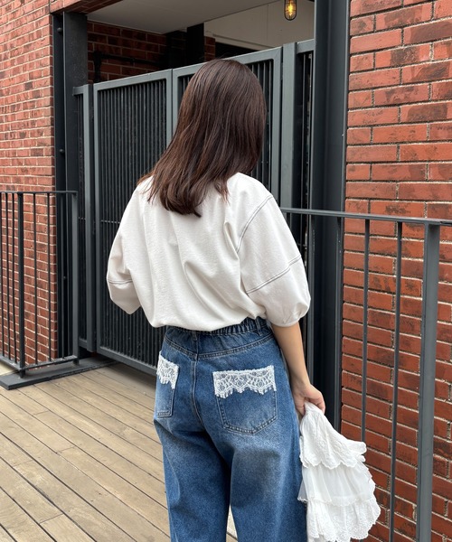 ISOOK(アイスー)の「バルーンスリーブステッチTシャツ (comochi select) / パフスリーブ カットソー ブラウス クルーネック ラウンドネック ミドル丈 半袖 5分袖 オフィスカジュアル ホワイト ブラック 白 黒(シャツ/ブラウス・レディース・ブラック/ホワイト・FREE)」の21枚目の写真