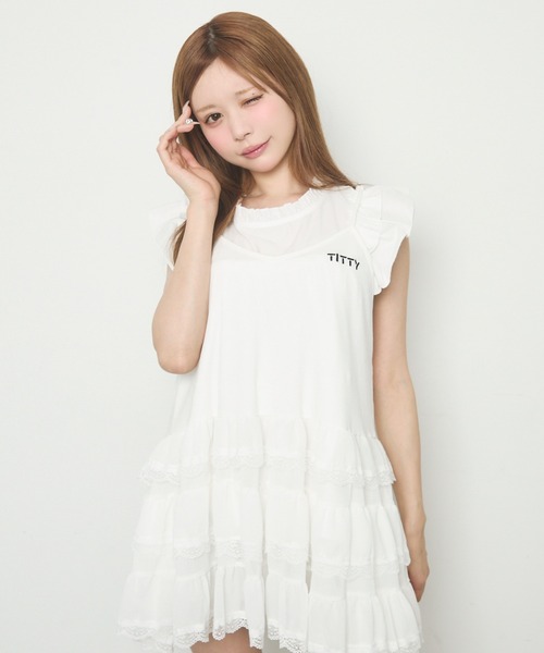 TITTY&CO.（ティティーアンドコー）の「フリルキャミワンピース（ワンピース・レディース・ホワイト/ブラック/グレー・FREE）」の6枚目の写真