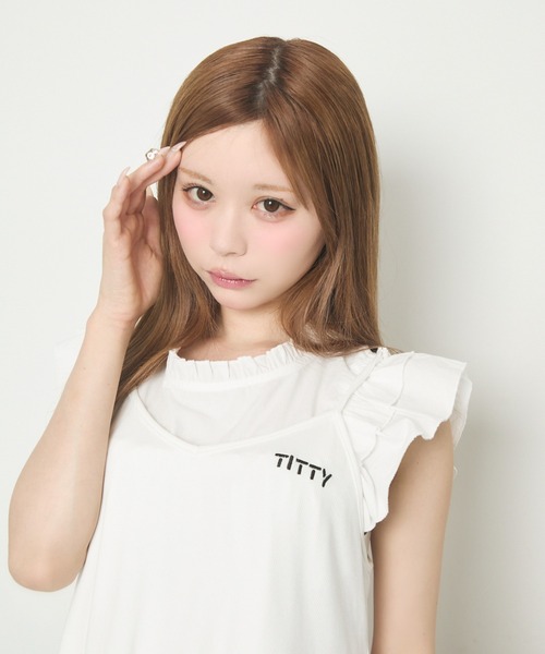 TITTY&CO.（ティティーアンドコー）の「フリルキャミワンピース（ワンピース・レディース・ホワイト/ブラック/グレー・FREE）」の5枚目の写真