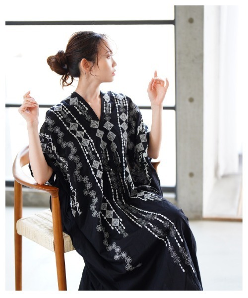 刺繍デザインインド綿カフタンワンピース（ワンピース）｜Sawa a