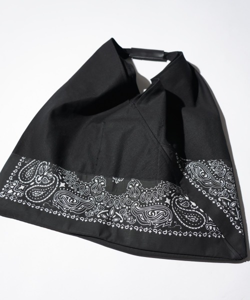 THRIFTY LOOK(スリフティールック)の「THRIFTY LOOK / スリフティールック HAV-A-HANK TRIANGLE LARGE TOTE ハバハンク キャンバス リメイク トライアングルトート(トートバッグ・メンズ・ホワイト/ブラック・FREE)」の9枚目の写真