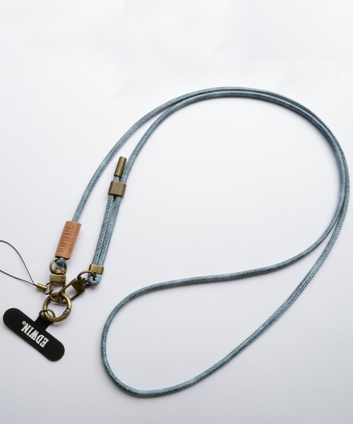 EDWIN（エドウィン）の「エドウィン [ショルダーストラップ/レザータグ] スマホストラップ 肩掛け 首かけ（スマホグッズ・メンズ・インディゴブルー/ブラック・ONE SIZE）」の2枚目の写真