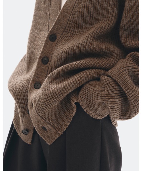 TODAYFUL（トゥデイフル）の「Wool Ribknit Cardigan（カーディガン/ボレロ・レディース・グレイッシュベージュ/ピンクベージュ/キナリ・FREE）」の9枚目の写真