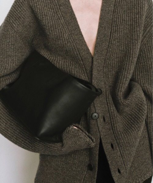 TODAYFUL（トゥデイフル）の「Wool Ribknit Cardigan（カーディガン/ボレロ・レディース・グレイッシュベージュ/ピンクベージュ/キナリ・FREE）」の12枚目の写真