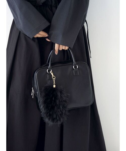 Ungrid（アングリッド）の「フェイクレザースクエアハンドバッグ（ハンドバッグ・レディース・ブラック/ブラウン・FREE）」の17枚目の写真