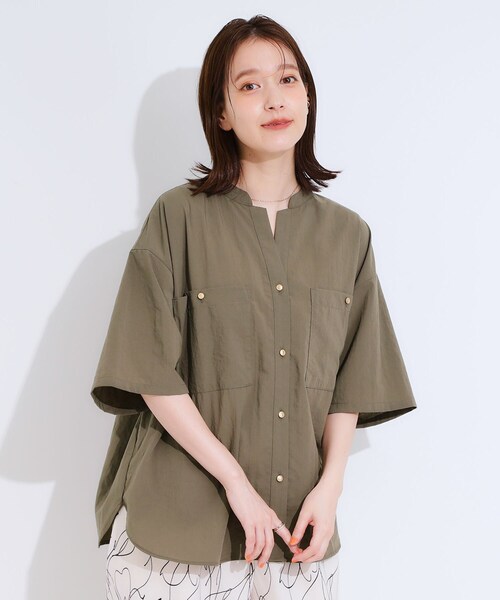 DRESKIP（ドレスキップ）の「【S-LL】大人の抜け感 ビックポケット Vネックシャツ（シャツ/ブラウス・レディース・ブラック/カーキ/ライトベージュ/ダークブラウン・01/04/03/02）」の9枚目の写真