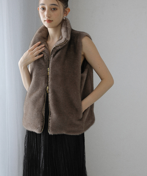 La TOTALITE（ラトータリテ）の「【洗える】スタンドカラーファージレ（ベスト・レディース・ブラウン/アイボリー・FREE）」の16枚目の写真