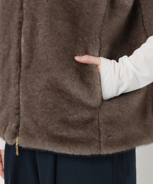 La TOTALITE（ラトータリテ）の「【洗える】スタンドカラーファージレ（ベスト・レディース・ブラウン/アイボリー・FREE）」の3枚目の写真