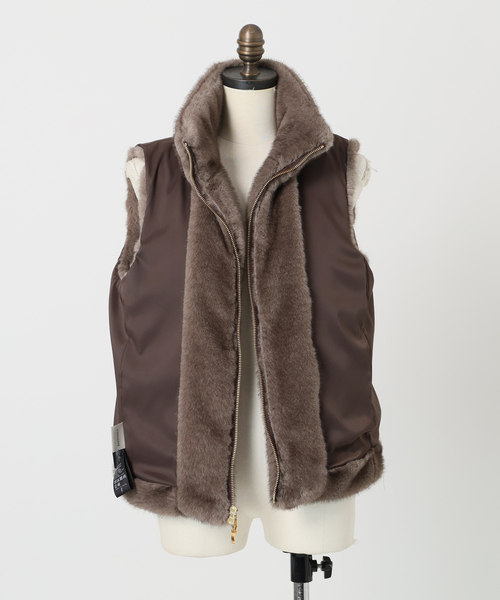 La TOTALITE（ラトータリテ）の「【洗える】スタンドカラーファージレ（ベスト・レディース・ブラウン/アイボリー・FREE）」の8枚目の写真