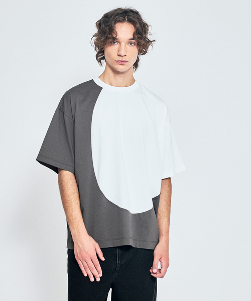 ABAHOUSE(アバハウス)の「ウズマキ バイカラー 半袖Tシャツ / オーバーサイズ(Tシャツ/カットソー・メンズ・ブラック/グレー/ブルー・46/48)」の10枚目の写真