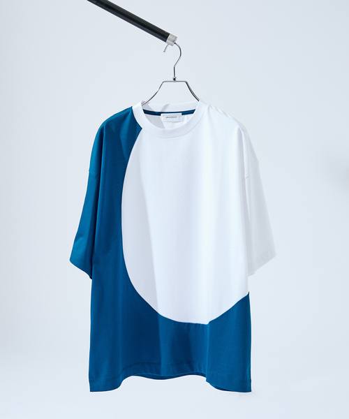 ABAHOUSE(アバハウス)の「ウズマキ バイカラー 半袖Tシャツ / オーバーサイズ(Tシャツ/カットソー・メンズ・ブラック/グレー/ブルー・46/48)」の7枚目の写真