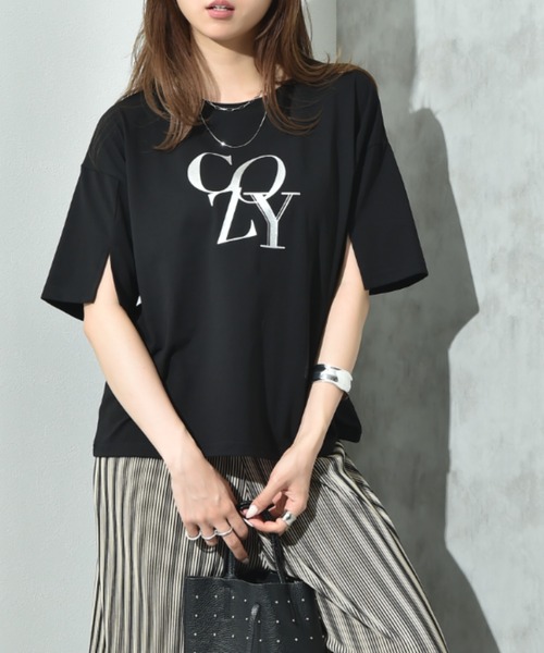 INTERPLANET（インタープラネット）の「【接触冷感】スリットスリーブロゴＴ（Tシャツ/カットソー・レディース・キャメル/ブラック/オフホワイト・FREE）」の3枚目の写真