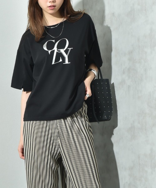 INTERPLANET（インタープラネット）の「【接触冷感】スリットスリーブロゴＴ（Tシャツ/カットソー・レディース・キャメル/ブラック/オフホワイト・FREE）」の4枚目の写真