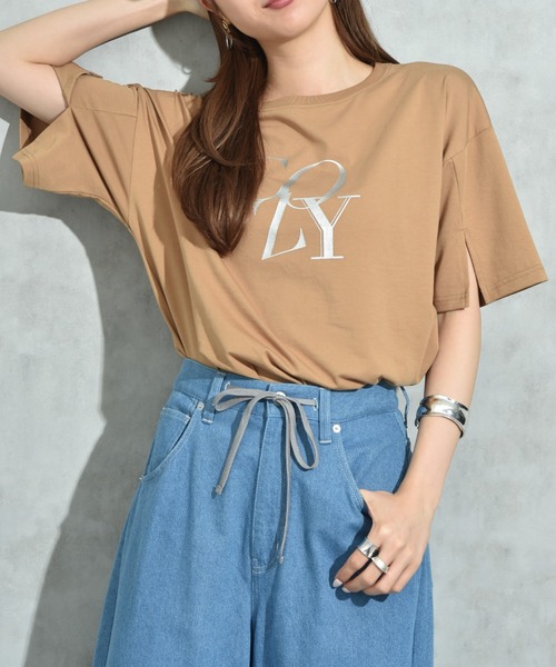 INTERPLANET（インタープラネット）の「【接触冷感】スリットスリーブロゴＴ（Tシャツ/カットソー・レディース・キャメル/ブラック/オフホワイト・FREE）」の21枚目の写真