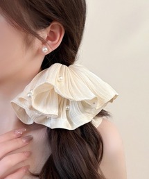 MASHIRO（マシロ）の「【MASHIRO】アクリルパールフリルシュシュ（MA/EK398）（シュシュ）」