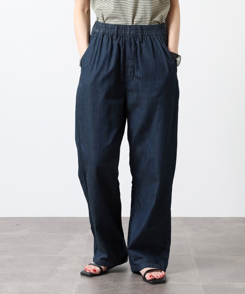 atONE(アットワン)の「エアリーデニム ウエストゴムパンツ(その他パンツ・レディース・ワンウォッシュ/ネイビー/ライトブルー・LL/4L/M/L/3L)」の15枚目の写真