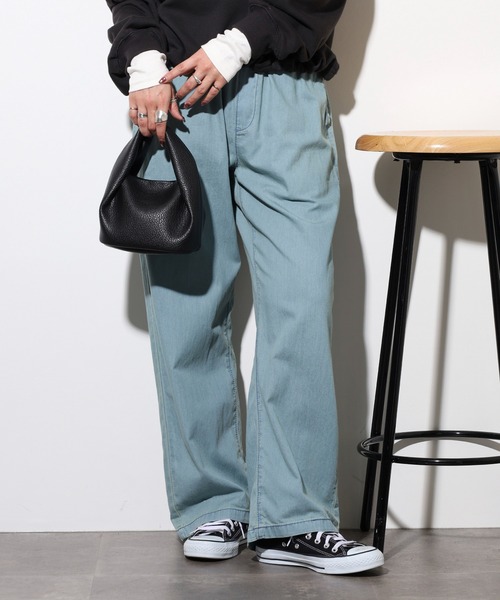 atONE(アットワン)の「エアリーデニム ウエストゴムパンツ(その他パンツ・レディース・ワンウォッシュ/ネイビー/ライトブルー・LL/4L/M/L/3L)」の6枚目の写真