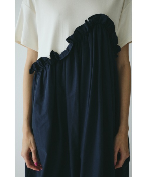 Ameri Vintage フリルショルダー カット ドレス ワンピース セール】FRILL SHOULDER CUT DRESS（ワンピース）｜Ameri