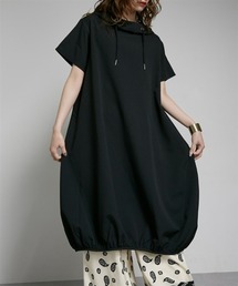 Soiunique（スワユニーク）の「フード付き裾バルーンスタンドネックワンピース　［Soiunique］（ワンピース）」