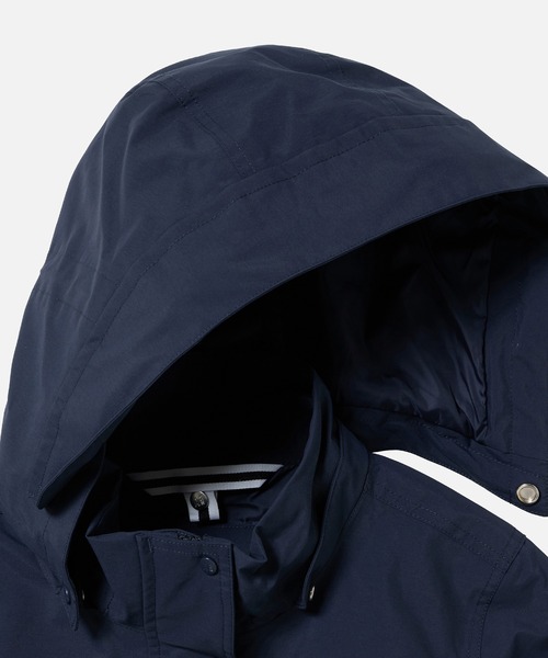 AIGLE(エーグル)の「GORE-TEX 防風 防水 透湿 2レイヤージャケット RP フード脱着可(マウンテンパーカー・レディース・ライトブルー/ベージュ/ダークネイビー・36/40/38)」の16枚目の写真