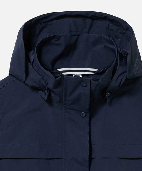 AIGLE(エーグル)の「GORE-TEX 防風 防水 透湿 2レイヤージャケット RP フード脱着可(マウンテンパーカー・レディース・ライトブルー/ベージュ/ダークネイビー・36/40/38)」の19枚目の写真