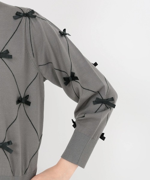 UNIVERVAL MUSE（ユニバーバル ミューズ）の「コンフォートイネス_リボンアーガイルチェックニット（ニット/セーター・レディース・グレー/ピンクベージュ・2）」の9枚目の写真