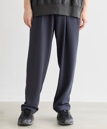 エンボスイージータックワイドパンツ