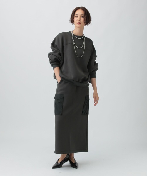 LEPSIM（レプシィム）の「パフエア切り替えBIGプルオーバー　582468（スウェット・レディース・チャコールグレー/トップグレー/アイボリー/カーキ・FREE）」の17枚目の写真