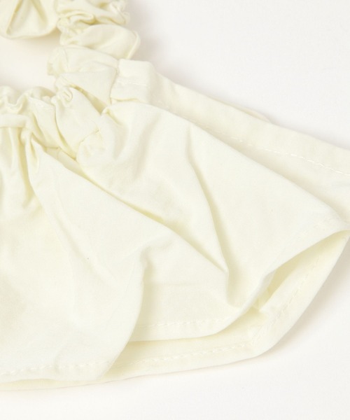 LEPSIM(レプシィム)の「ボリュームシュシュ 587105(シュシュ・レディース・ブラック/アイボリー・ONE SIZE)」の5枚目の写真