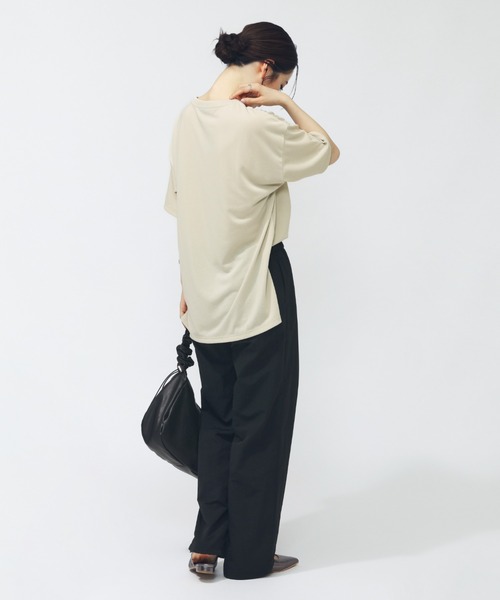NEW BALANCE（ニューバランス）の「【別注】ニューバランス New Balance ファンクションサイドスリットTシャツ_ 限定コラボ（Tシャツ/カットソー・レディース・アイボリー/ブラック/ターコイズブルー・M/L）」の8枚目の写真