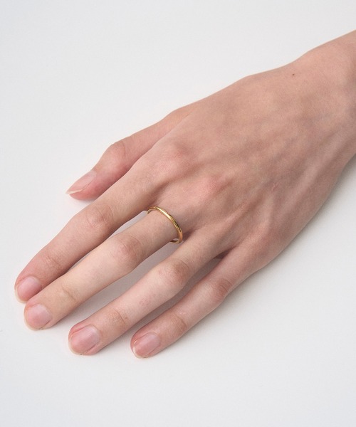 Juha(ユハ)の「RING - FLAT - GOLD(リング・メンズ・ゴールド・7号/9号/11号/13号/15号/17号/19号/5号)」の2枚目の写真