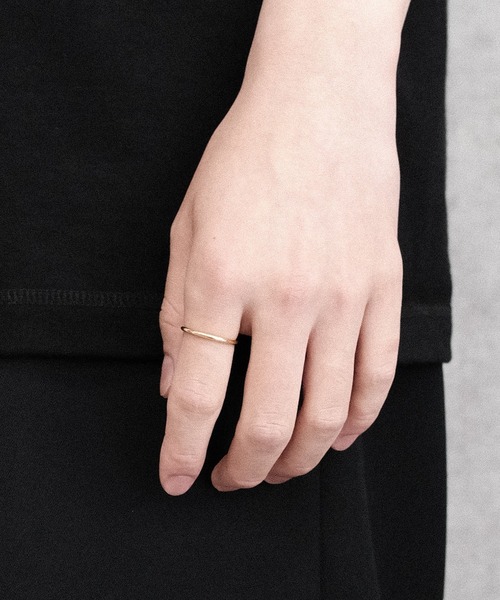 Juha(ユハ)の「RING - FLAT - GOLD(リング・メンズ・ゴールド・7号/9号/11号/13号/15号/17号/19号/5号)」の3枚目の写真