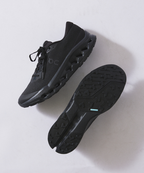 On / オン Running クラウドサーファー トレイル 2 ウォータープルーフ