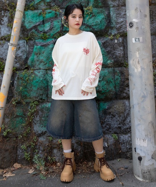 WEGO(ウィゴー)の「WEGO/スリーブロゴグラフィックラグランロンT(Tシャツ/カットソー・メンズ・ブラック/ブラック系その他/ホワイト/スミクロ・MEDIUM/LARGE)」の19枚目の写真