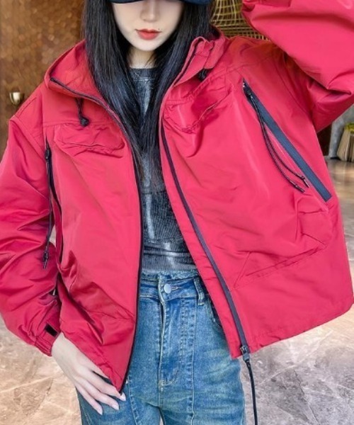 cammie(キャミー)の「フード付きドローストリングジャケット(マウンテンパーカー・レディース・オフホワイト/レッド/ブラック・L/M)」の3枚目の写真