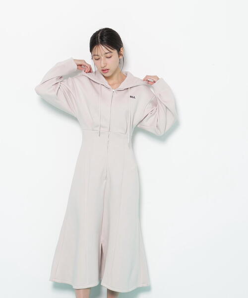 JILL by JILL STUART ロングワンピース 数時間のみ使用 再入荷】ダイバーフーディーロングワンピース（ワンピース）｜JILL by