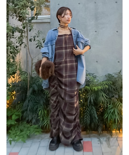 Ungrid（アングリッド）の「シャーリングデザインチェックワンピース（ワンピース・レディース・チャコールグレー/ボルドー・FREE）」の11枚目の写真