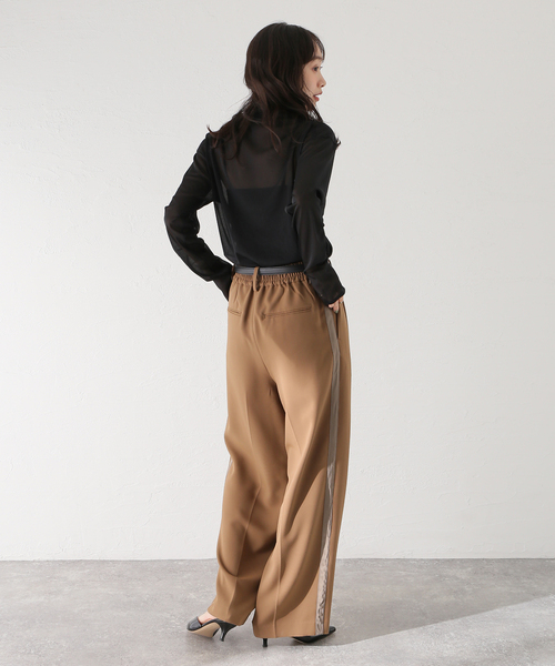 journal standard L'essage（ジャーナルスタンダードレサージュ）の「シアータートルネックトップス（Tシャツ/カットソー・レディース・ブラック/グレー/ベージュ・FREE）」の18枚目の写真