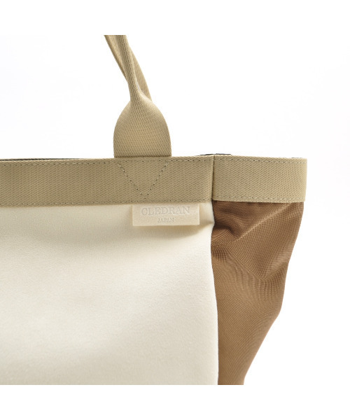 CLEDRAN(クレドラン)の「【ナイロン × スエード調 】CL3871 LANG COMBI TOTE(トートバッグ・レディース・アイボリー/モカ/グレー・FREE)」の5枚目の写真
