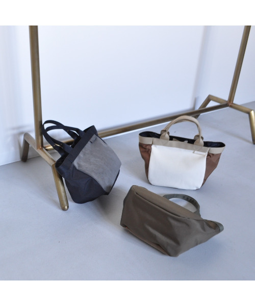 CLEDRAN(クレドラン)の「【ナイロン × スエード調 】CL3871 LANG COMBI TOTE(トートバッグ・レディース・アイボリー/モカ/グレー・FREE)」の17枚目の写真