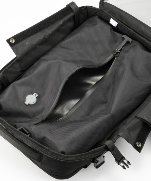 ace.(エース)の「エースジーン リュックサック スペースオプト B4サイズ収納可能 15.6inchPC収納 31L 出張 大容量 真空圧縮機能 17902(バックパック/リュック・メンズ・ブラック・FREE)」の21枚目の写真