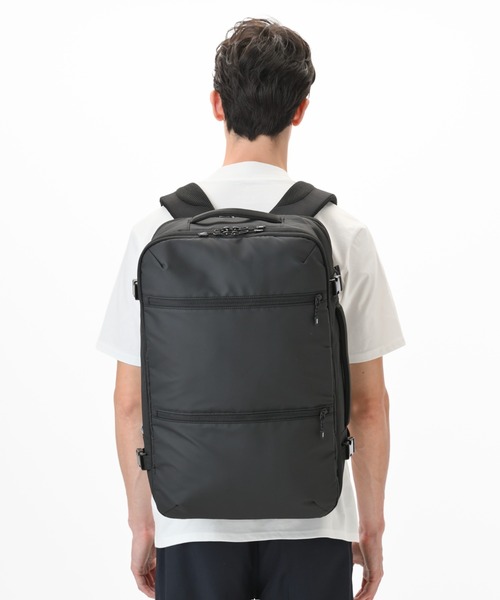 ace.(エース)の「エースジーン リュックサック スペースオプト B4サイズ収納可能 15.6inchPC収納 31L 出張 大容量 真空圧縮機能 17902(バックパック/リュック・メンズ・ブラック・FREE)」の14枚目の写真