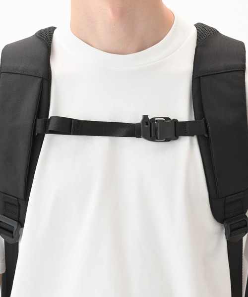 ace.(エース)の「エースジーン リュックサック スペースオプト B4サイズ収納可能 15.6inchPC収納 31L 出張 大容量 真空圧縮機能 17902(バックパック/リュック・メンズ・ブラック・FREE)」の9枚目の写真