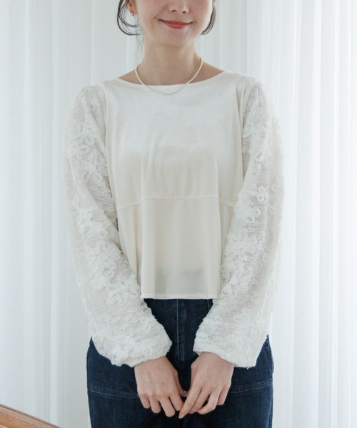 flower(フラワー)の「ブロッサムベロアトップ(シャツ/ブラウス・レディース・ブラック/アイボリー・FREE)」の1枚目の写真