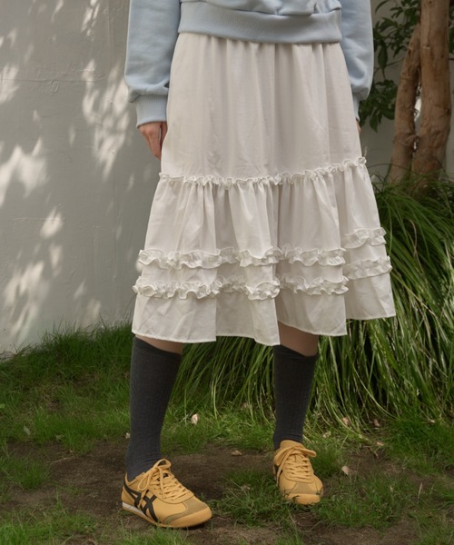 Birthday room(バースデイルーム)の「フリルティアードミディ丈スカート/frilled tiered midi skirt(スカート・レディース・ブラック/ホワイト・FREE)」の9枚目の写真